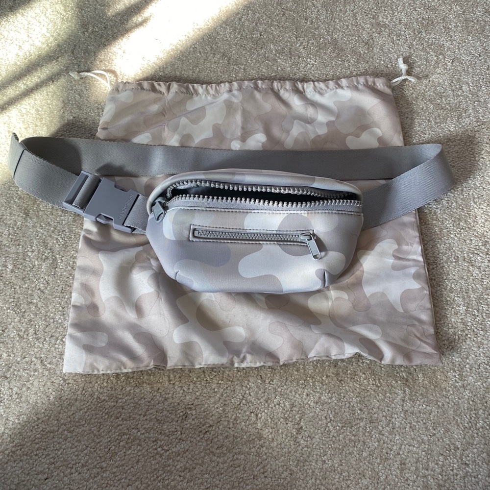 Dagne Dover Ace Fanny Pack- white camo